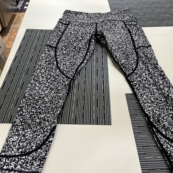 ZYIA Pants & Jumpsuits Zyia Leggins Poshmark